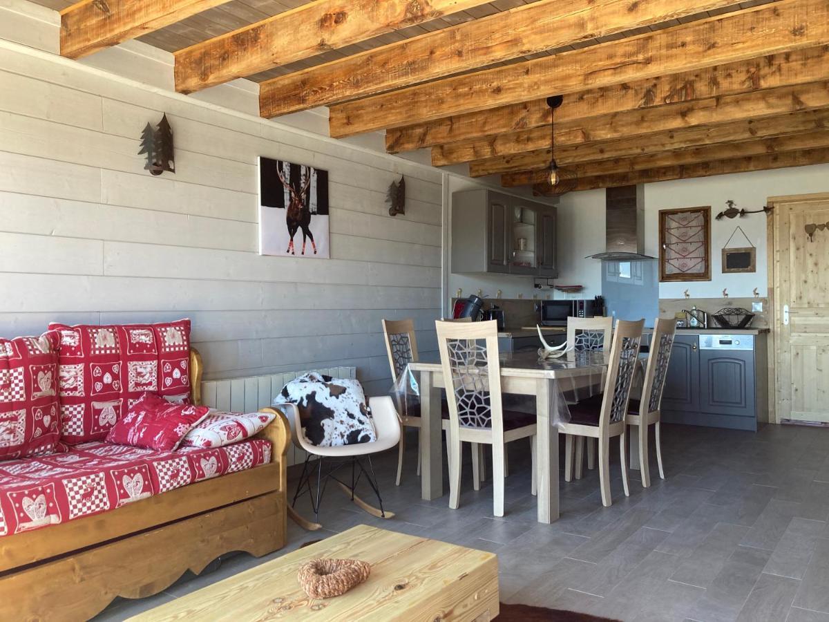 Chalet Cosy Renove Avec Vue Sur Le Lac Les Angles  Εξωτερικό φωτογραφία